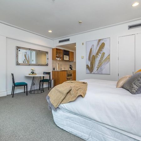 Quiet Newly Renovated Getaway Lejlighed Auckland Eksteriør billede